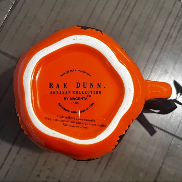 NWT spooky Rae Dunn pumpkin mug with bats - Picture 2 of 4